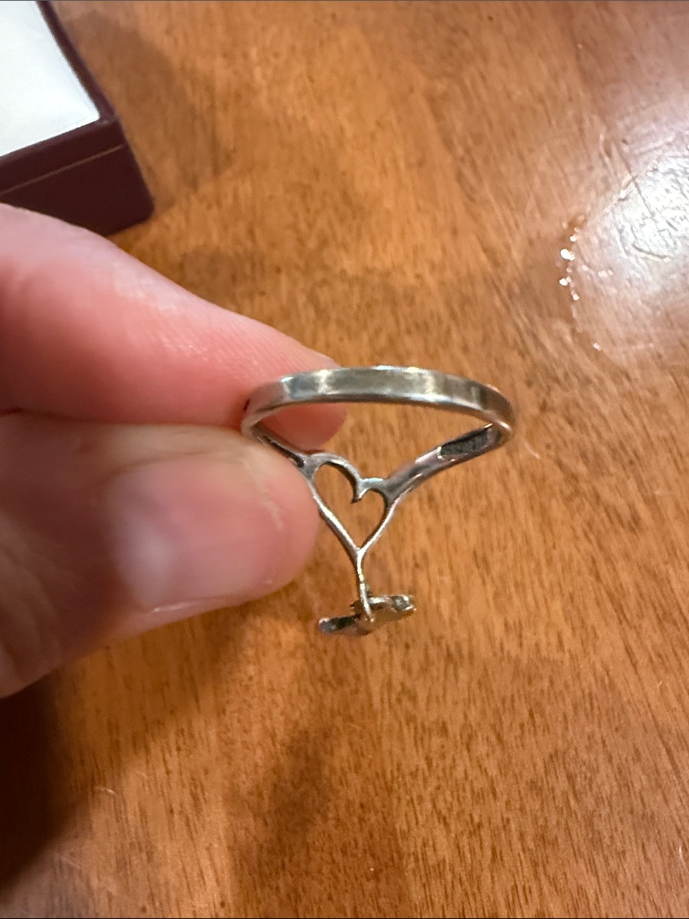 Vintage Sterling Silver Heart Dangle Ring with Blue & Red Accents Size 6 3/4 - Picture 6 of 7